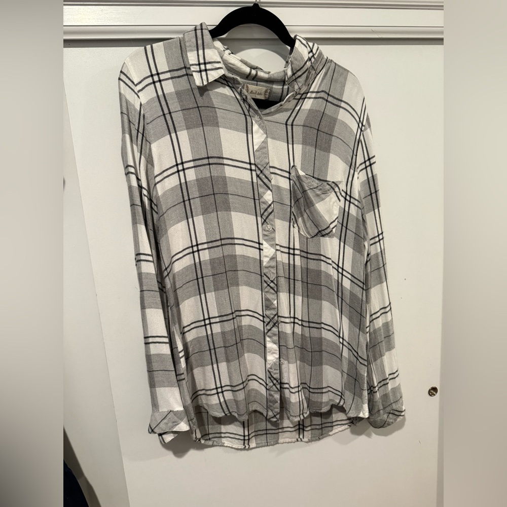 Altar’d State Gray White Plaid Flannel Large UGC Super Soft Women’s Flannel